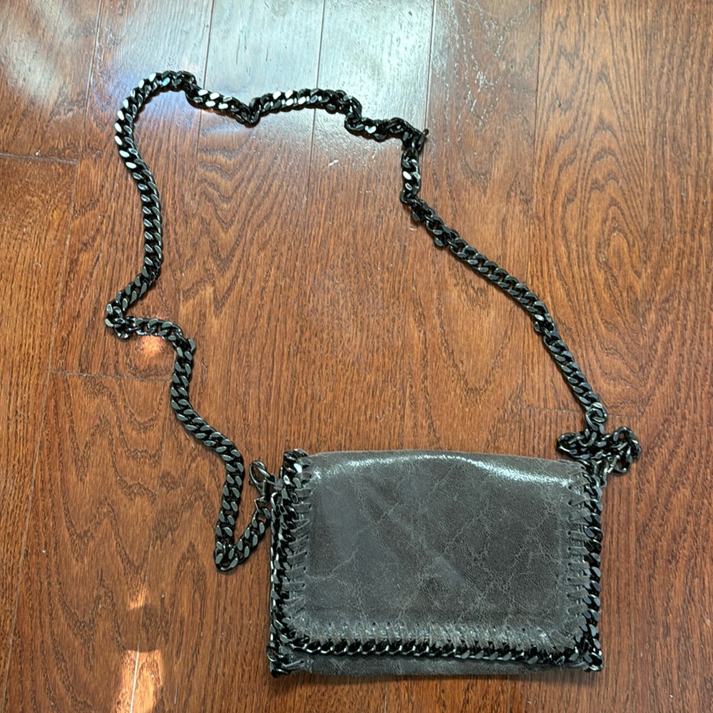 GENUINE ITALIAN LEATHER GUNMETAL GREY CROSSBODY BAG WITH DETACHABLE CHAIN STRAP